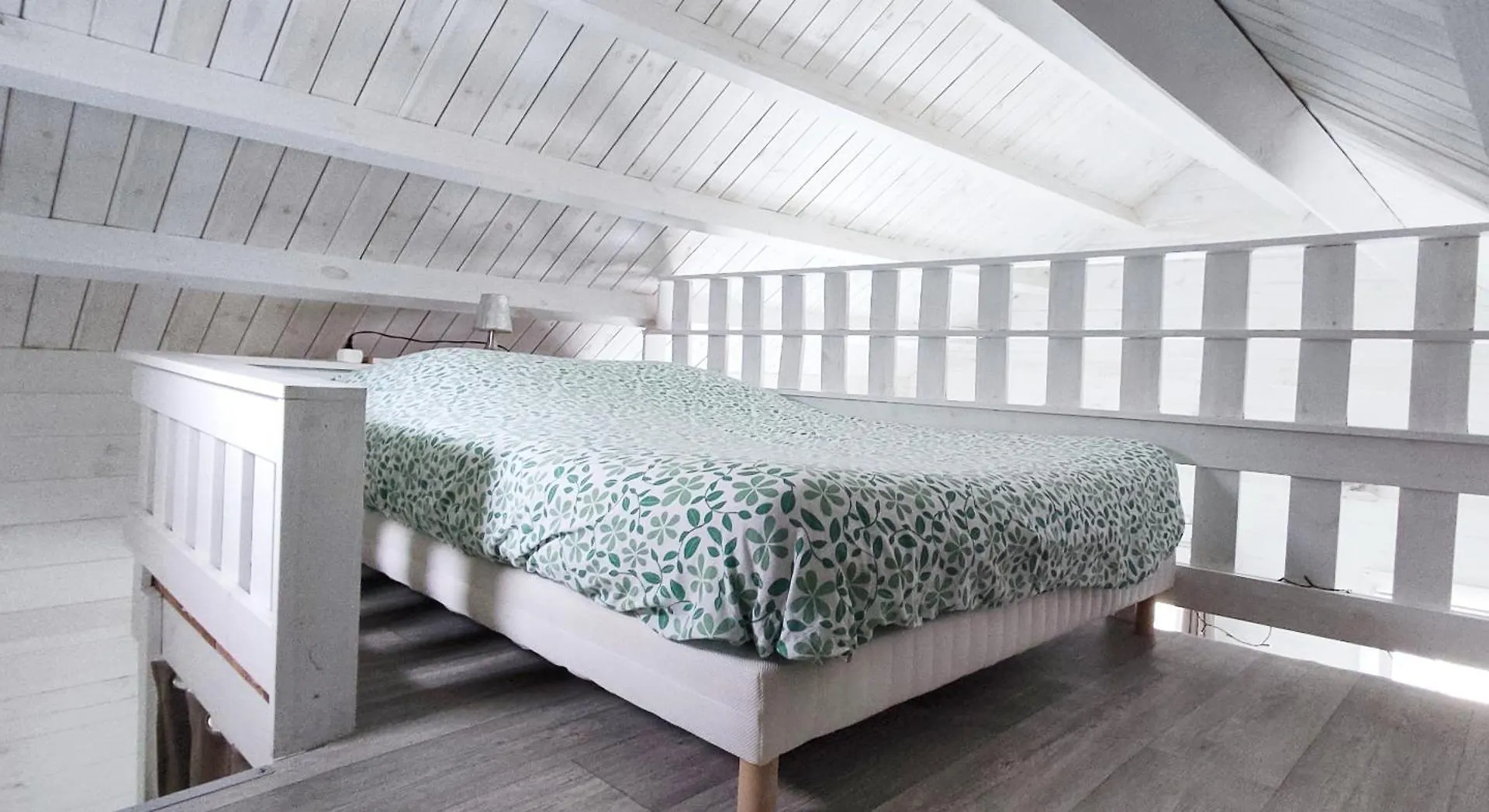 Chalet Cosy, Plages A Pieds. Morbihan. contacts