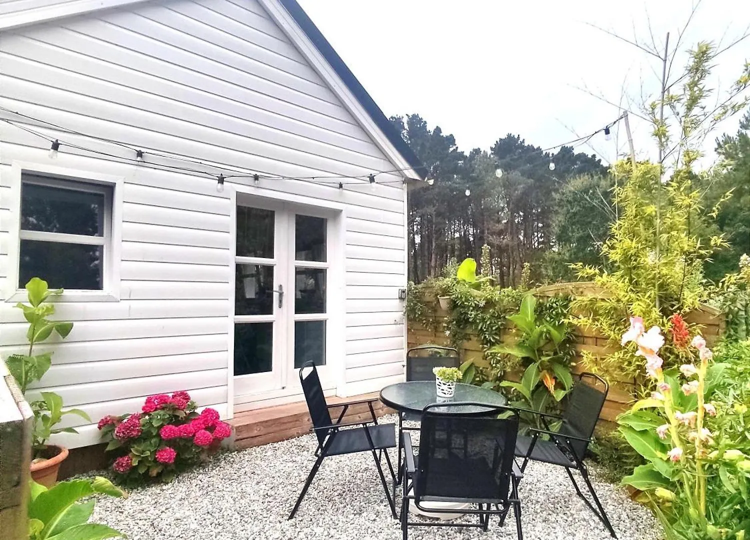Chalet Cosy, Plages A Pieds. Morbihan. Plouhinec  France